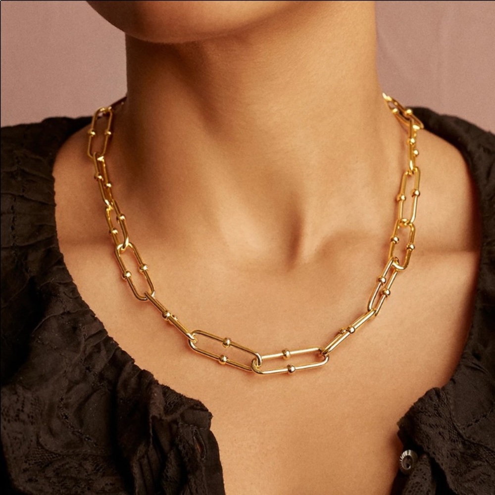 TRENDY GOLD TONE CHOCKER GEOMETRIC STYLE CHAIN
